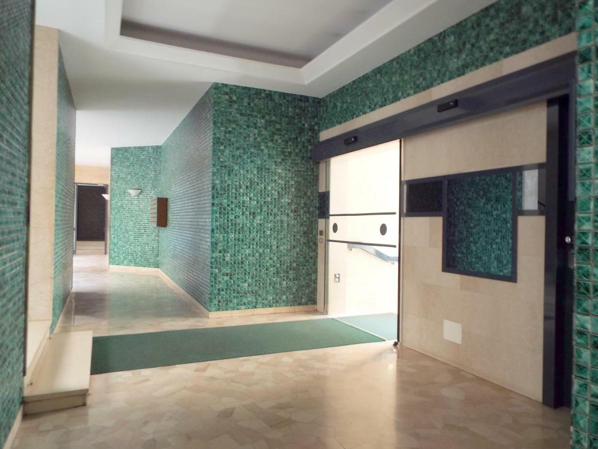 Lacaralele Apartment Milan Bagian luar foto